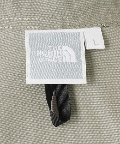 THE NORTH FACE(ザノースフェイス)の「【THE NORTH FACE】 COMPACTJACKET:マウンテンパーカー(マウンテンパーカー・レディース・ライトグレー・LARGE)」の6枚目の写真