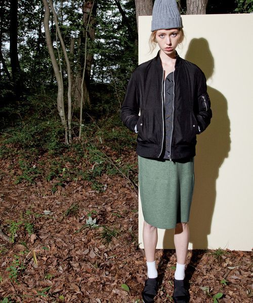 MURUA（ムルーア）の「【FEMININE】ﾌﾟﾚｰﾝVﾈｯｸﾛﾝｸﾞOP（ワンピース・レディース・カーキ/グレー/ブラック/ブラウン・FREE）」の14枚目の写真