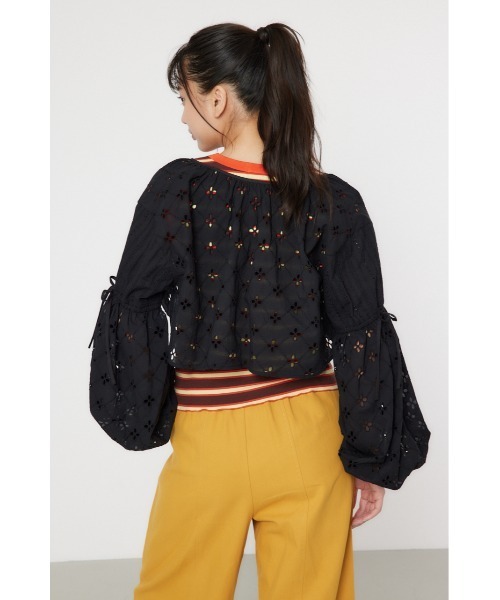 RODEO CROWNS WIDE BOWL（ロデオクラウンズワイドボウル）の「カットワークレースボレロ 2（カーディガン/ボレロ・レディース・カーキ/ブラック/アイボリー・FREE）」の9枚目の写真