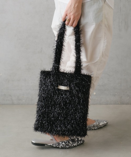 Actually（アクチュアリー）の「ラメシャギーミニトート（トートバッグ・レディース・シルバー/ブラック/ブラウン/パープル・フリー）」の2枚目の写真