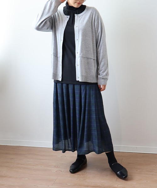 MB mint breeze(エムビーミントブリーズ)の「【L~6L 大きいサイズ】【吸湿・発熱】天竺タートルネックTシャツ(Tシャツ/カットソー・レディース・ネイビー/グレー/ブルー/ブラック/クリーム・L/LL/3L/4L/5L/6L)」の7枚目の写真