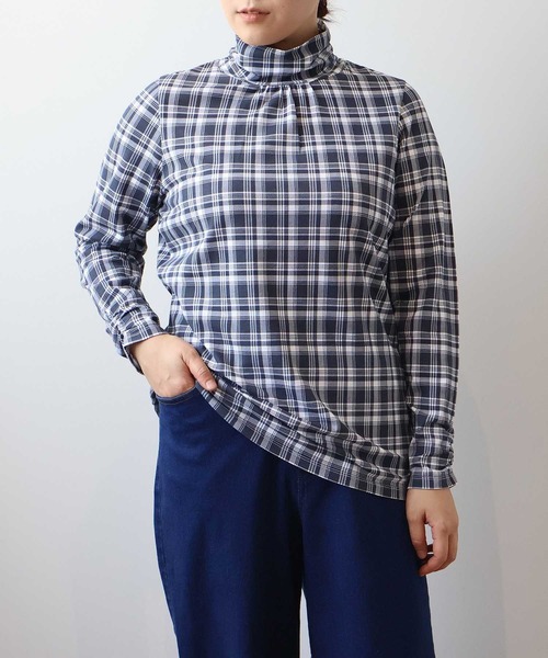 MB mint breeze(エムビーミントブリーズ)の「【L~6L 大きいサイズ】【吸湿・発熱】天竺タートルネックTシャツ(Tシャツ/カットソー・レディース・ネイビー/グレー/ブルー/ブラック/クリーム・L/LL/3L/4L/5L/6L)」の15枚目の写真