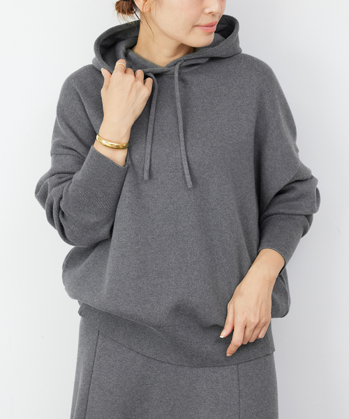 Deuxieme Classe（ドゥーズィエムクラス）の「smooth TOP HOODY プルオーバー（ニット/セーター・レディース・チャコールグレー・FREE）」の7枚目の写真