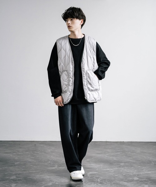 Rocky Monroe(ロッキーモンロー)の「ひょうたんキルト×フリース 2WAYリバーシブル中綿入り前開きベスト(ダウンベスト・メンズ・チャコール/グレー/ブラック/カーキ・M/L/XL)」の15枚目の写真