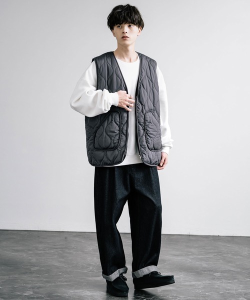 Rocky Monroe(ロッキーモンロー)の「ひょうたんキルト×フリース 2WAYリバーシブル中綿入り前開きベスト(ダウンベスト・メンズ・チャコール/グレー/ブラック/カーキ・M/L/XL)」の22枚目の写真
