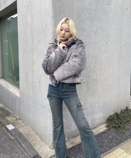 ENVYM（アンビー）の「ストレッチカーゴフレアデニム（デニムパンツ・レディース・ブルー・SMALL/MEDIUM）」の18枚目の写真