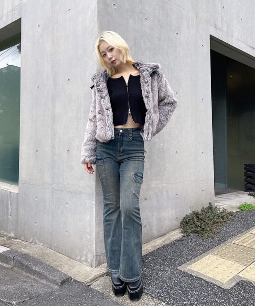 ENVYM（アンビー）の「ストレッチカーゴフレアデニム（デニムパンツ・レディース・ブルー・SMALL/MEDIUM）」の12枚目の写真