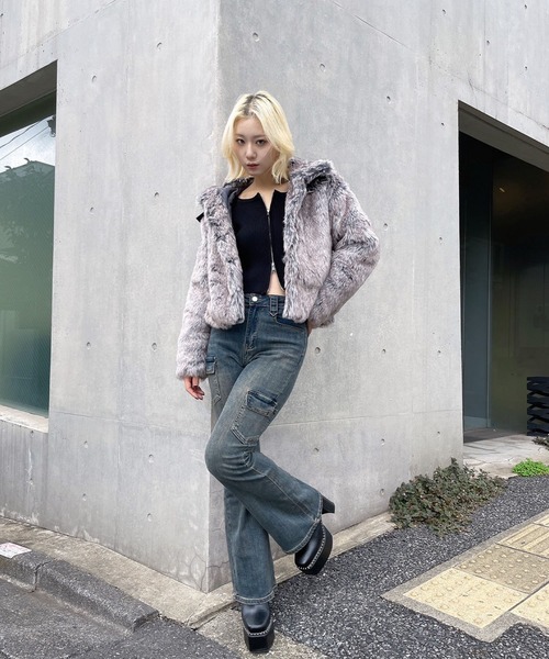 ENVYM（アンビー）の「ストレッチカーゴフレアデニム（デニムパンツ・レディース・ブルー・SMALL/MEDIUM）」の13枚目の写真