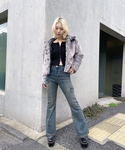 ENVYM（アンビー）の「ストレッチカーゴフレアデニム（デニムパンツ・レディース・ブルー・SMALL/MEDIUM）」の15枚目の写真