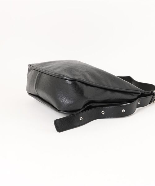 apres jour clair（アプレジュールクレア）の「【apres jour clair×ARIAZ】ベルトショルダーバッグ（ショルダーバッグ・レディース・ブラック/ダークブラウン・FREE）」の11枚目の写真