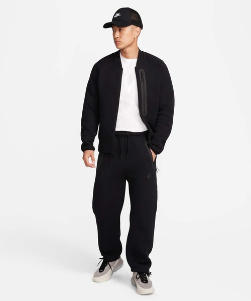 L黒 ブラック ナイキ テックフリース オープンヘム パンツ NIKE（ナイキ）の「NIKE / テック フリース オープンヘム