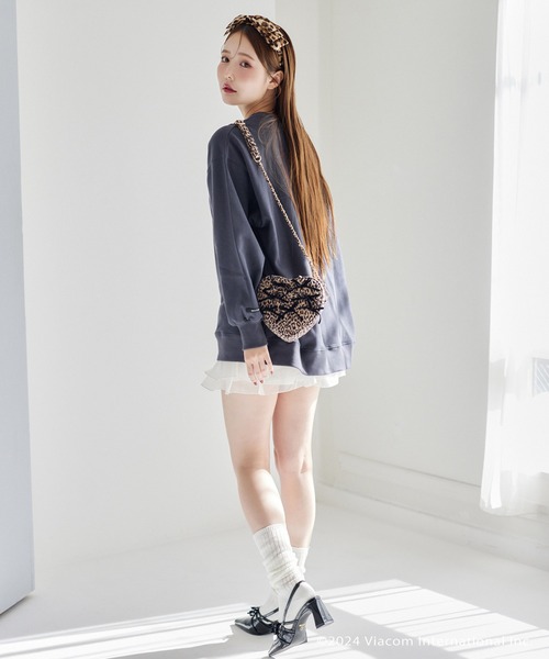 one after another NICE CLAUP(ワンアフターアナザーナイスクラップ)の「【 EMILY IN PARIS × one after another NICECLAUP 】ロゴスウェット(スウェット・レディース・オフホワイト/オートミール/ネイビー/ホワイト系その他・FREE)」の17枚目の写真