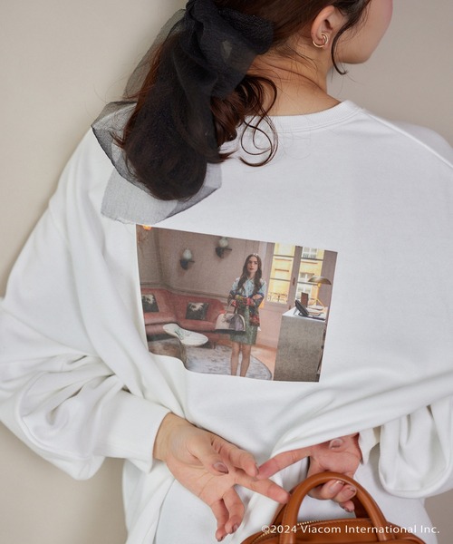one after another NICE CLAUP(ワンアフターアナザーナイスクラップ)の「【 EMILY IN PARIS × one after another NICECLAUP 】ロゴスウェット(スウェット・レディース・オフホワイト/オートミール/ネイビー/ホワイト系その他・FREE)」の11枚目の写真