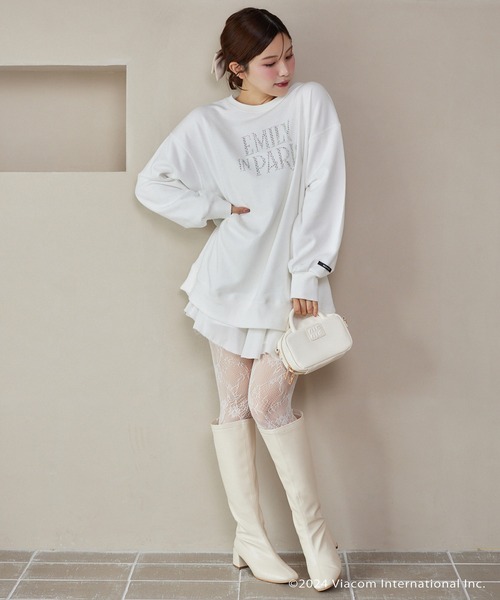 one after another NICE CLAUP(ワンアフターアナザーナイスクラップ)の「【 EMILY IN PARIS × one after another NICECLAUP 】ロゴスウェット(スウェット・レディース・オフホワイト/オートミール/ネイビー/ホワイト系その他・FREE)」の5枚目の写真