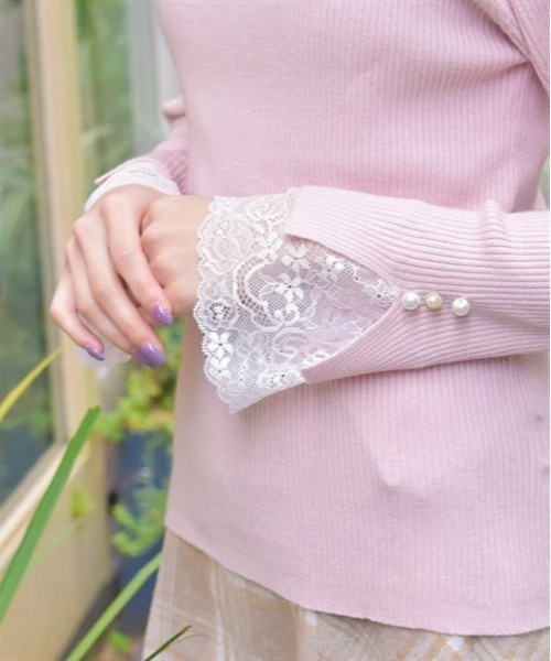 axes femme（アクシーズファム）の「連ボタン袖レースニットプルオーバー（ニット/セーター・レディース・グレー/ホワイト/ピンク/ネイビー・FREE）」の15枚目の写真