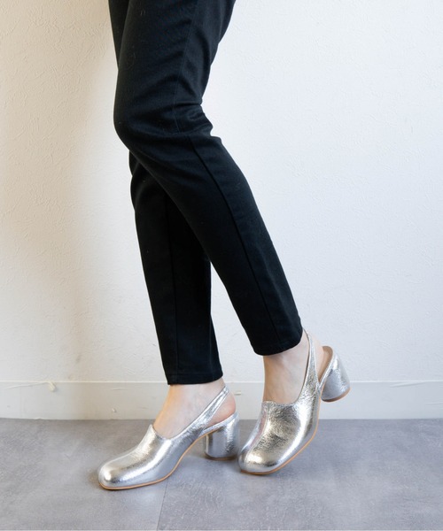 Fabby fabby（ファビィーファビィー）の「ラウンドスクエアバックストラップパンプス（パンプス・レディース・ブラック/シルバー/ゴールド/ワインレッド・SMALL/MEDIUM/LARGE）」の9枚目の写真