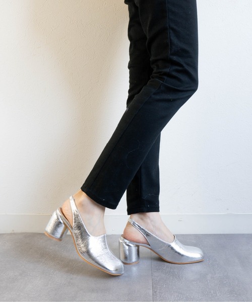 Fabby fabby（ファビィーファビィー）の「ラウンドスクエアバックストラップパンプス（パンプス・レディース・ブラック/シルバー/ゴールド/ワインレッド・SMALL/MEDIUM/LARGE）」の10枚目の写真