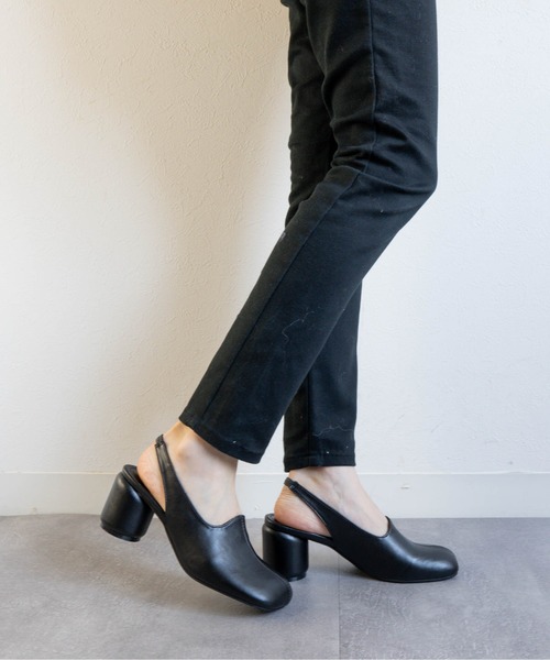 Fabby fabby（ファビィーファビィー）の「ラウンドスクエアバックストラップパンプス（パンプス・レディース・ブラック/シルバー/ゴールド/ワインレッド・SMALL/MEDIUM/LARGE）」の7枚目の写真