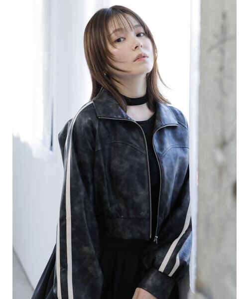 バリエシアーカットトップス（Tシャツ/カットソー）｜dazzlin