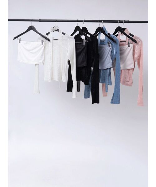 dazzlin（ダズリン）の「バリエシアーカットトップス（Tシャツ/カットソー・レディース・オフホワイト/ブラック/ピンク/ブルー・FREE）」の21枚目の写真