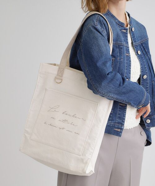 grove（グローブ）の「【大人の推し活にも！】ロゴキャンバストート【A4・多機能】（トートバッグ・レディース・ブラック/ライトベージュ/ダークグレー/パープル・00）」の3枚目の写真