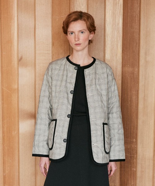 LAVENHAM(ラベンハム)の「Button Front Cornard Jacket Womens / ボタン フロント コナード ジャケット ウィメンズ(その他アウター・レディース・ブラック系その他/ベージュ・8/10/12/6/14)」の5枚目の写真