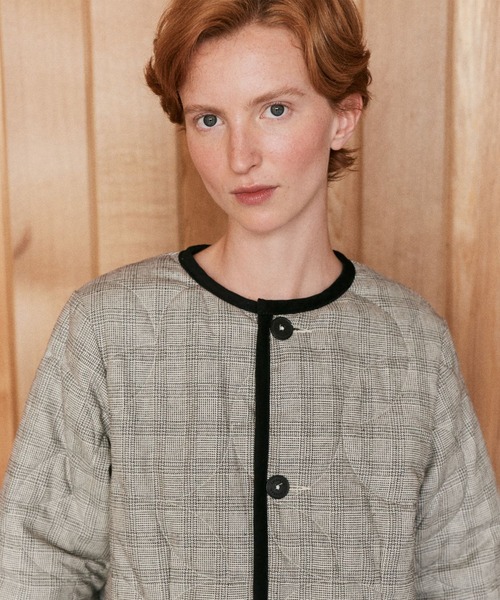 LAVENHAM(ラベンハム)の「Button Front Cornard Jacket Womens / ボタン フロント コナード ジャケット ウィメンズ(その他アウター・レディース・ブラック系その他/ベージュ・8/10/12/6/14)」の7枚目の写真