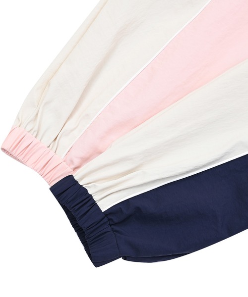 NEW BALANCE(ニューバランス)の「ウィンドブレイカージャケット(ナイロンジャケット・レディース・ネイビー/ベビーピンク・X-LARGE/LARGE/MEDIUM/SMALL)」の15枚目の写真