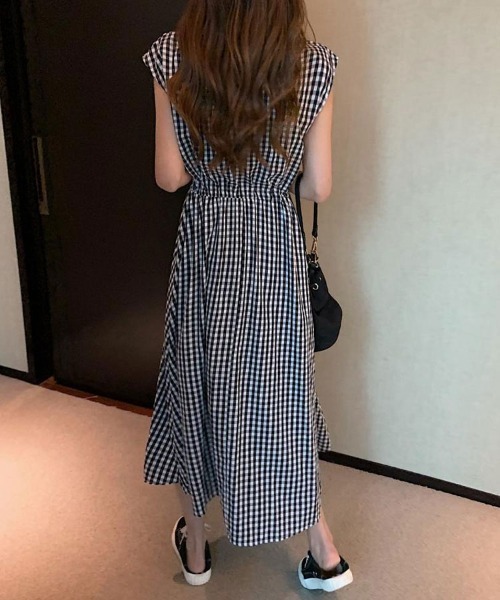 SallyLunn(サリーラン)の「リネンタッチマキシ丈ワンピース(ワンピース・レディース・ブラック/ベージュ/ネイビー/チェック・MEDIUM/LARGE)」の9枚目の写真