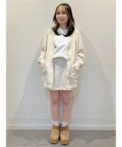 GAP（ギャップ）の「ヴィンテージソフト GAPロゴ カーディガン(ユニセックス)（カーディガン/ボレロ・メンズ・ブラック/ベージュ/ライトグレー・XL/L/M/S/XS）」の7枚目の写真