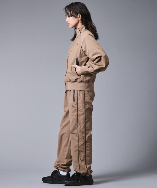 CHIC STYLE（シックスタイル）の「配色ラインパンツ＜大きいサイズ有＞シックスタイルゴルフ（その他パンツ・レディース・モカ/ブラック・5L/4L/3L/LL/L/M）」の10枚目の写真