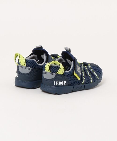 IFME(イフミー)の「IFME イフミー キッズ ウォーターシューズ【水抜き底/水陸両用】サンダル サマーシューズ スニーカー 20-5318(サンダル・キッズ・ネイビー/ブラック・15.0cm/15.5cm/16.0cm/16.5cm/17.0cm/17.5cm/18.0cm/18.5cm/19.0cm)」の3枚目の写真