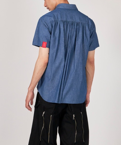 FUMITO GANRYU（フミトガンリュウ）の「FUMITO GANRYU Pattern patchwork chambray shirt（シャツ/ブラウス・メンズ・ブルー・1/2）」の2枚目の写真