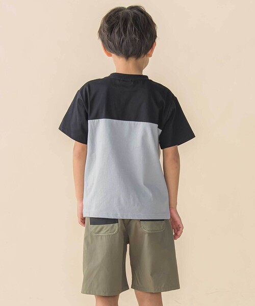 BeBe Petits Pois Vert（ベベプチポワヴェール）の「天竺バイカラーステッチテープポイント半袖Tシャツ(95~160cm)（Tシャツ/カットソー・キッズ・ブラック/ブルー・120cm/150cm/160cm/140cm/130cm/100cm/110cm/95cm）」の6枚目の写真