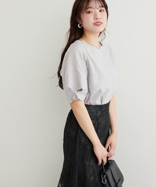 ナチュラルクチュール　パール付きタックスリーブブラウス　ネイビー natural couture（ナチュラルクチュール）の「パール付きタック