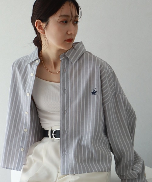 BEVERLY HILLS POLO CLUB（ビバリーヒルズポロクラブ）の「【BEVERLY HILLS POLO CLUB/ビバリーヒルズポロクラブ】 ワンポイントポニー刺繍 ロングスリーブシャツ(S:クロップド丈 / M:ロング丈)（シャツ/ブラウス・レディース・グリーン系その他/ブルー系その他/レッド系その他/グレー系その他/ブルー/グリーン/オフホワイト/イエロー/ブラック・M/S）」の3枚目の写真