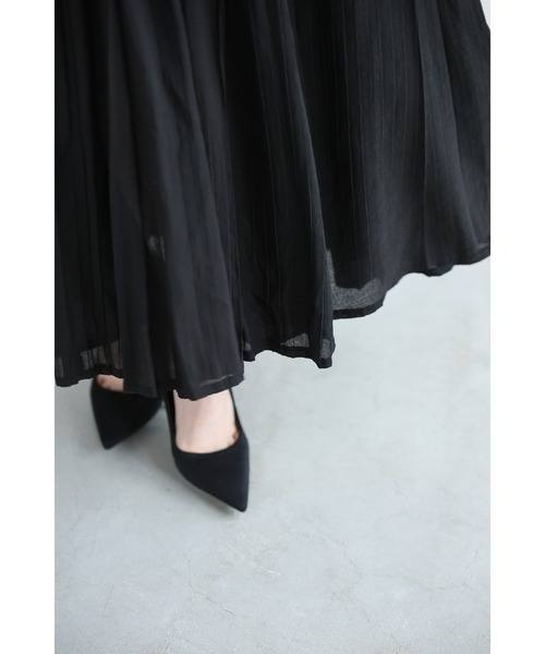 cawaii(カワイイ)の「(黒)伸びやかなウエストのシャーリングロングワンピース(Tシャツ/カットソー・レディース・ブラック・FREE)」の12枚目の写真