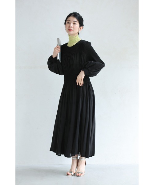 cawaii(カワイイ)の「(黒)伸びやかなウエストのシャーリングロングワンピース(Tシャツ/カットソー・レディース・ブラック・FREE)」の15枚目の写真