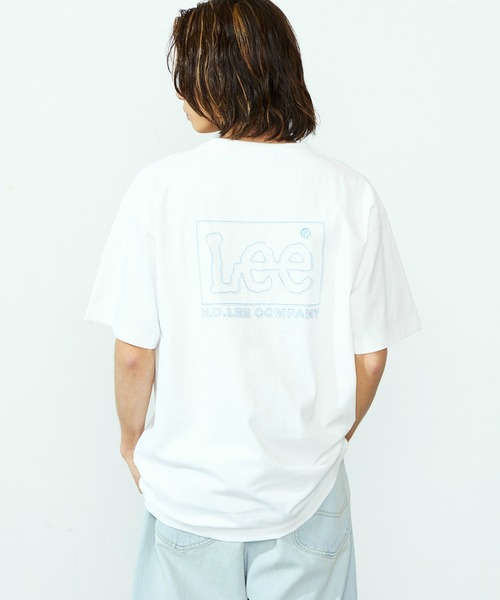 Lee(リー)の「Lee/リー 【ベストセラー】ブランドロゴ バックプリントTシャツ/半袖Tシャツ/プリントTシャツ/バックプリントTシャツ(Tシャツ/カットソー・メンズ・ホワイト/ホワイト系その他/ブラック系その他/ブラック・SMALL/MEDIUM/LARGE/X-LARGE)」の3枚目の写真