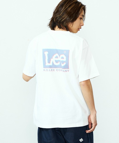Lee(リー)の「Lee/リー 【ベストセラー】ブランドロゴ バックプリントTシャツ/半袖Tシャツ/プリントTシャツ/バックプリントTシャツ(Tシャツ/カットソー・メンズ・ホワイト/ホワイト系その他/ブラック系その他/ブラック・SMALL/MEDIUM/LARGE/X-LARGE)」の2枚目の写真