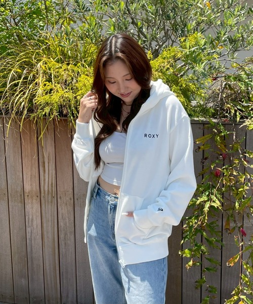 ROXY(ロキシー)の「OUR STYLE FLOW ZIP /ロキシーロゴバックプリントジップアップパーカー(スウェット・レディース・ホワイト/ブラウン/ブラック・MEDIUM/LARGE)」の4枚目の写真