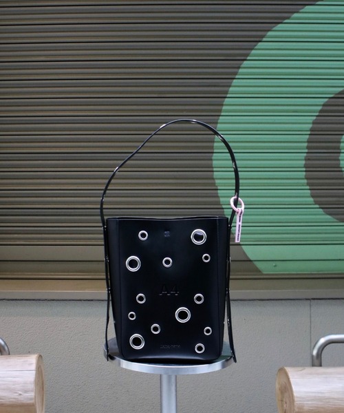 Scrap Book（スクラップブック）の「【nana-nana】Peephole A4（トート