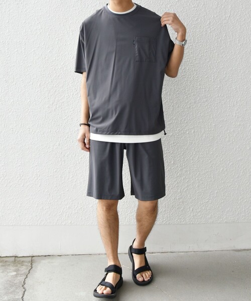 SHIPS any（シップス エニィ）の「【WEB限定】SHIPS any:〈接触冷感〉ストレッチ ナイロン リラックス Tシャツ(セットアップ対応)◇（Tシャツ/カットソー・メンズ・ダークグレー/ブラック/トップグレー・MEDIUM/LARGE/X-LARGE）」の9枚目の写真