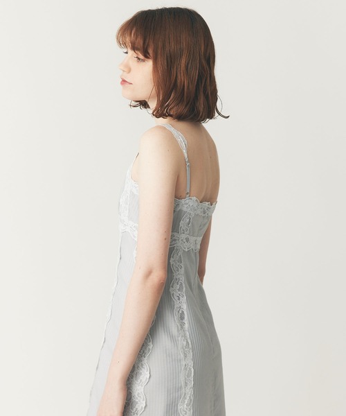 DEICY(デイシー)の「ストライプレースキャミワンピース(ワンピース・レディース・ブラウン/ライトブルー/アイボリー・0/1)」の5枚目の写真
