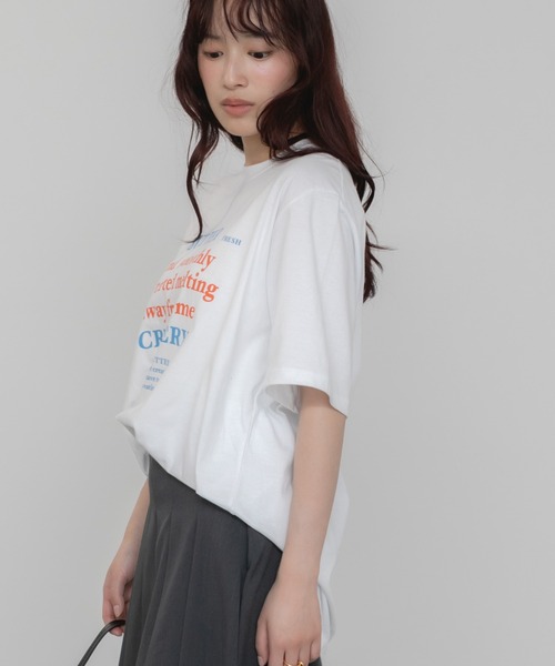 HEILIS(ヘイリス)の「ロゴプリントオーバーサイズTシャツ/ホワイト ネイビー オフ グラフィック 韓国 半袖 ビッグサイズ ユニセックス ノームコア シティガール シンプル カットソー(Tシャツ/カットソー・レディース・オフホワイト/ネイビー・FREE)」の7枚目の写真