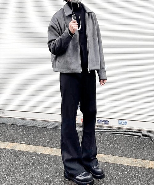 JOHNNY WOLF(ジョニーウルフ)の「AUGUS ブーツカット ルーズ スラックス(スラックス・メンズ・ベージュ/ブラック・XL/L/M)」の11枚目の写真