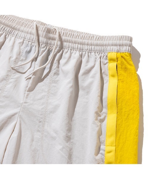 Kinetics(キネティクス)の「New Balance Klutch Men's Crinkle Woven Short(ニューバランス クラッチ クリンクル ウーブン ショート)(その他パンツ・メンズ・ベージュ系/グリーン系・LARGE/X-LARGE/XX-LARGE/SMALL/MEDIUM)」の17枚目の写真