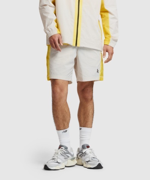 Kinetics(キネティクス)の「New Balance Klutch Men's Crinkle Woven Short(ニューバランス クラッチ クリンクル ウーブン ショート)(その他パンツ・メンズ・ベージュ系/グリーン系・LARGE/X-LARGE/XX-LARGE/SMALL/MEDIUM)」の22枚目の写真