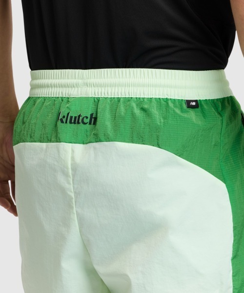 Kinetics(キネティクス)の「New Balance Klutch Men's Crinkle Woven Short(ニューバランス クラッチ クリンクル ウーブン ショート)(その他パンツ・メンズ・ベージュ系/グリーン系・LARGE/X-LARGE/XX-LARGE/SMALL/MEDIUM)」の14枚目の写真