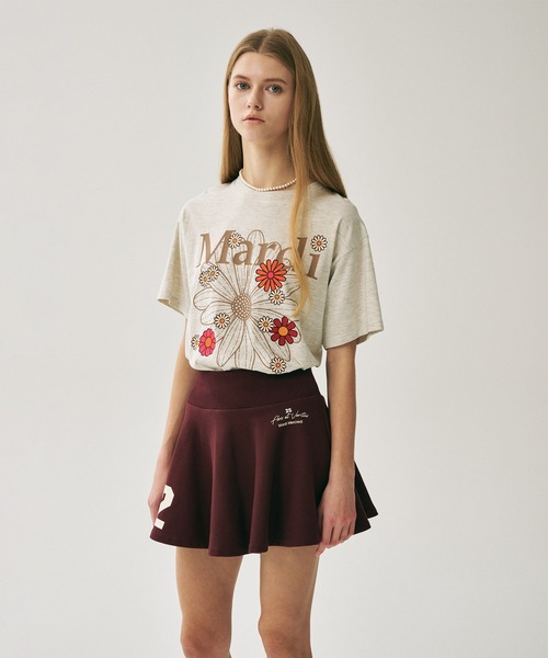 Mardi Mercredi(マルディメクルディ)の「TSHIRT FLOWERMARDI BLOSSOM / Tシャツ フラワーマルディ ブロッサム(Tシャツ/カットソー・レディース・ベージュ系その他/ベージュ系その他2/オートミール/ネイビー/クリーム/グレー・FREE)」の19枚目の写真
